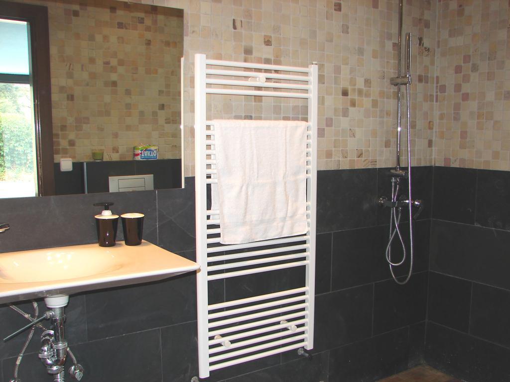 Casa Ceca De La Playa Y Barcelona, Con Piscina Climatizada Y Jacuzzi Villa Vallromanes Szoba fotó