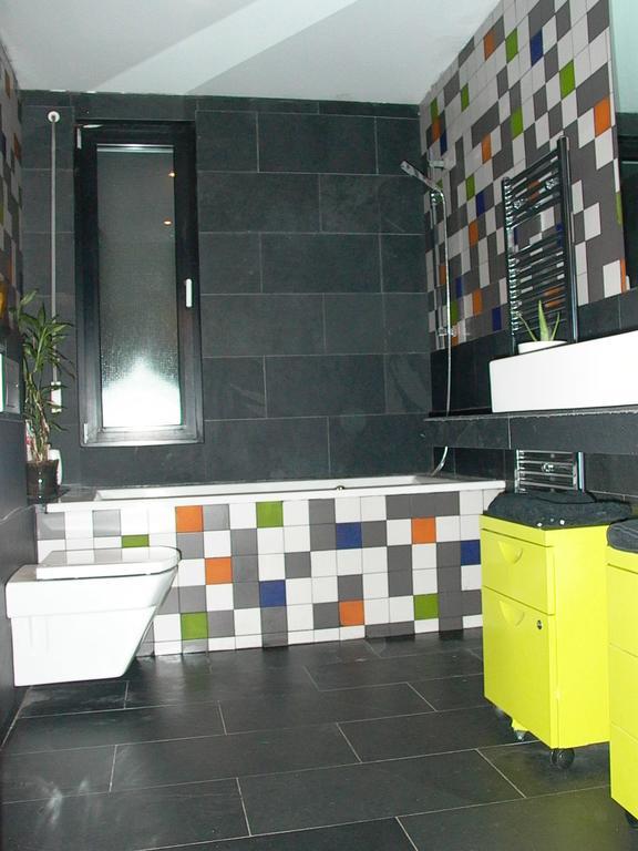 Casa Ceca De La Playa Y Barcelona, Con Piscina Climatizada Y Jacuzzi Villa Vallromanes Szoba fotó